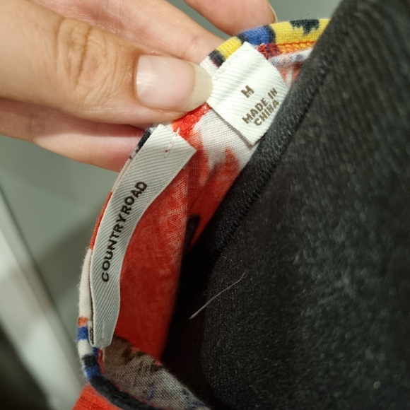 Country Road Tank Top - Picture 5 of 6